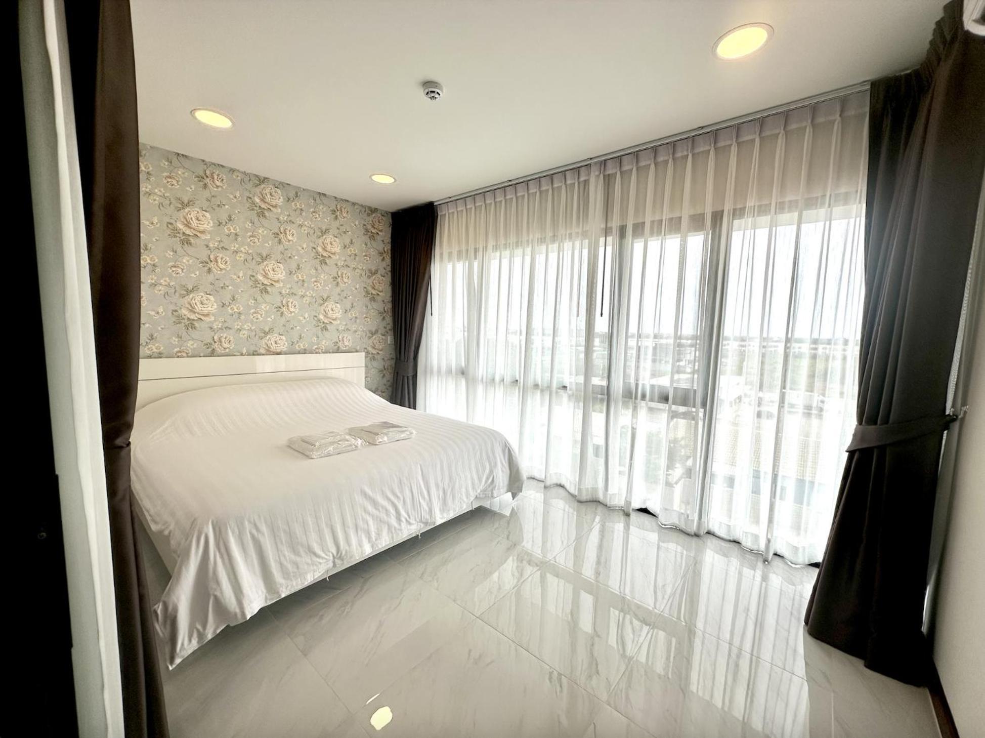 Arunsakhon Luxury Condo Samut Sakhon Exterior photo