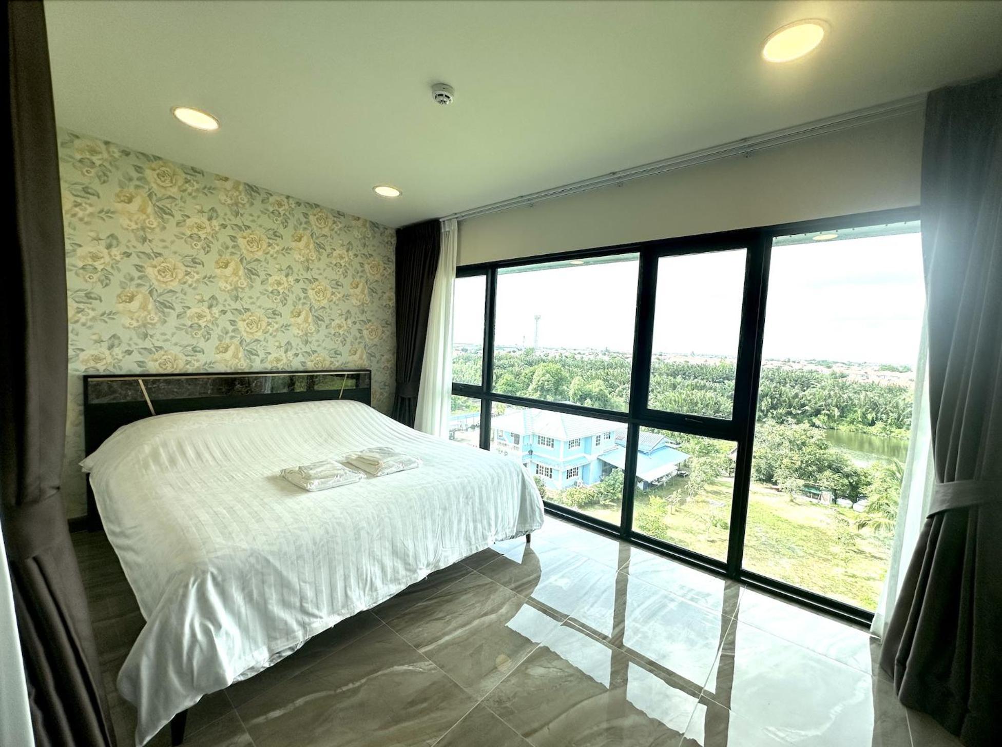 Arunsakhon Luxury Condo Samut Sakhon Exterior photo